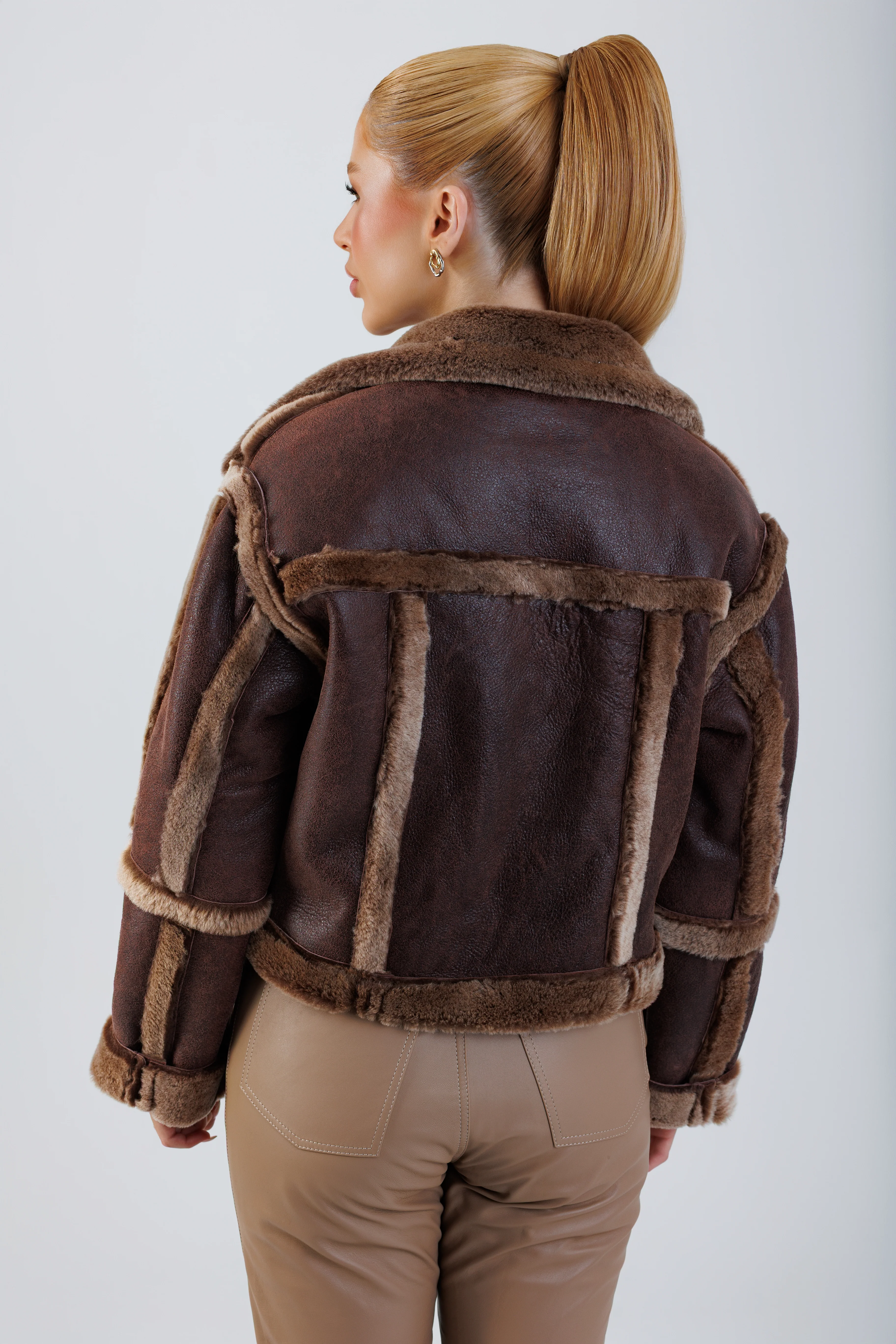 Gamulã Pele de Ovelha Sierra Nevada 5 Gamulã Pele de Ovelha Sierra Nevada 5