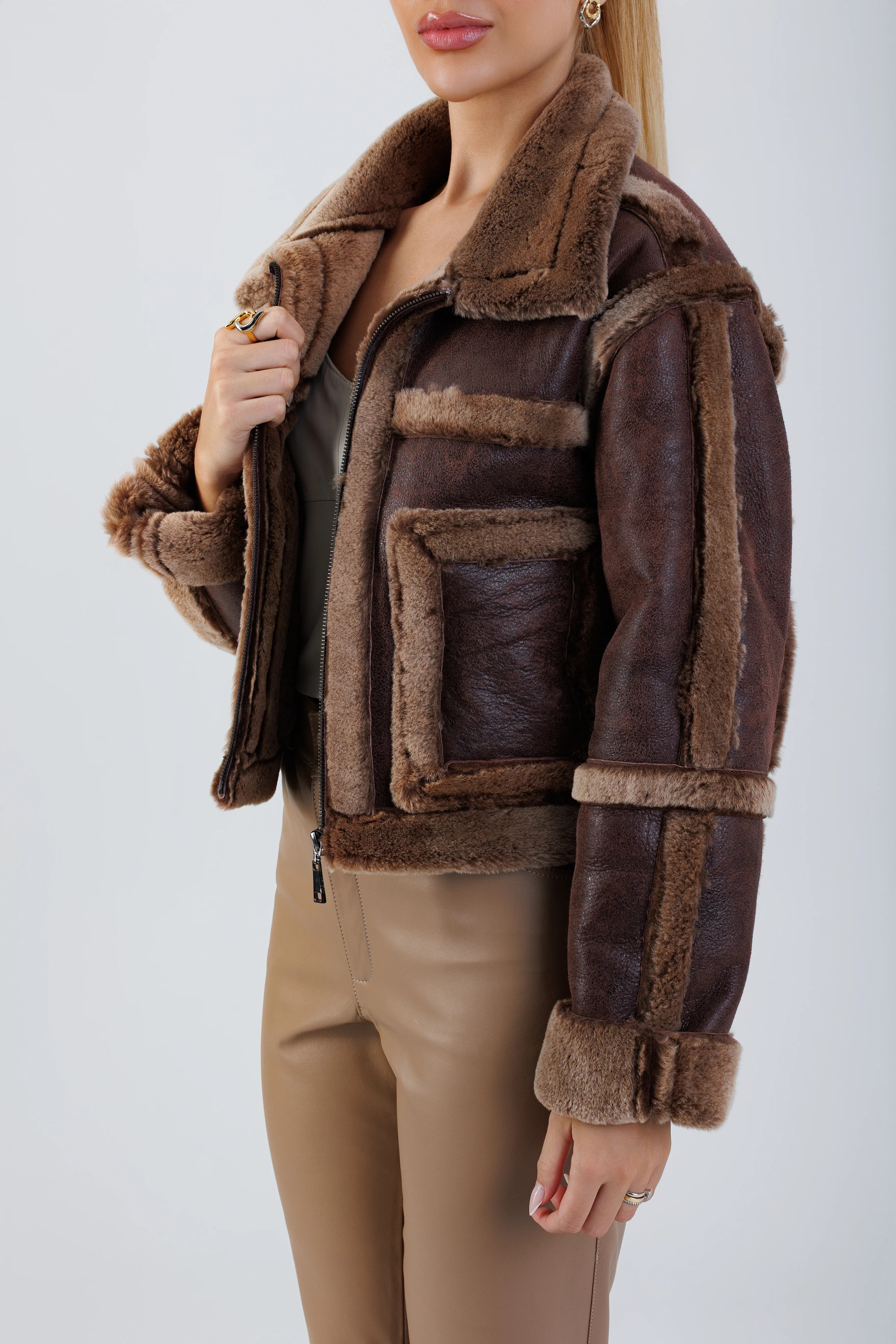 Gamulã Pele de Ovelha Sierra Nevada 6 Gamulã Pele de Ovelha Sierra Nevada 6