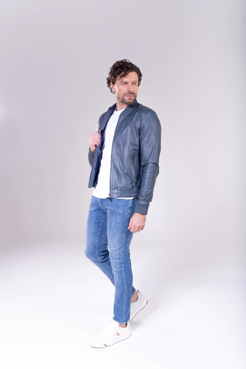 Jaqueta Bomber Darwin 17 Jaqueta Bomber Darwin 17