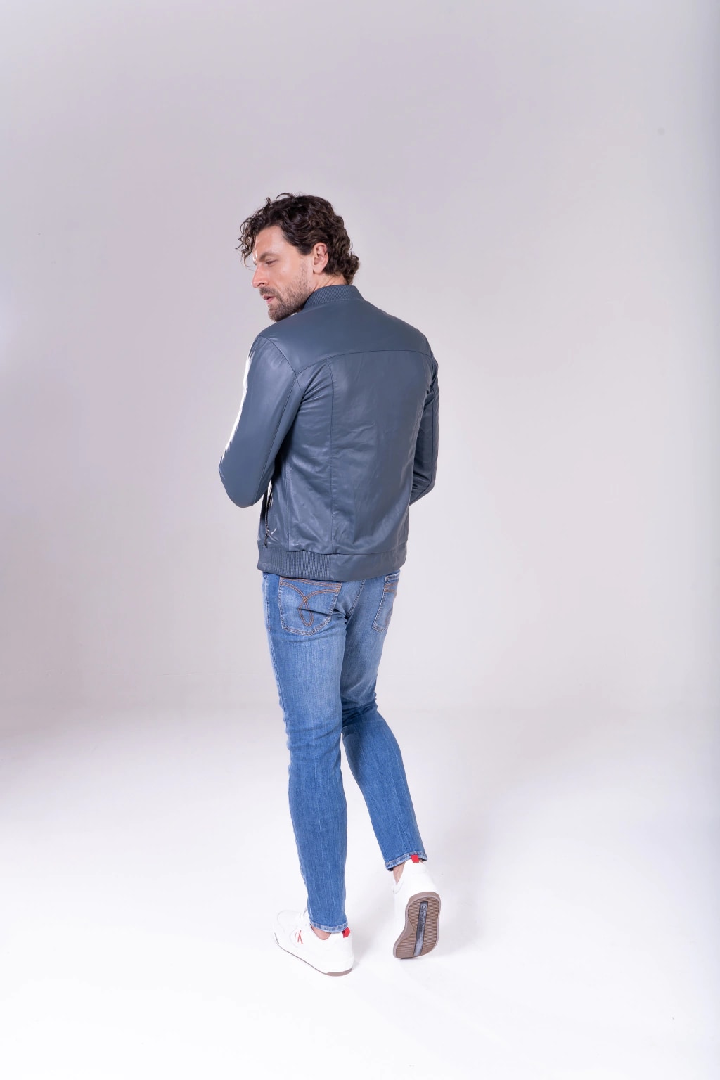 Jaqueta Bomber Darwin 18 Jaqueta Bomber Darwin 18