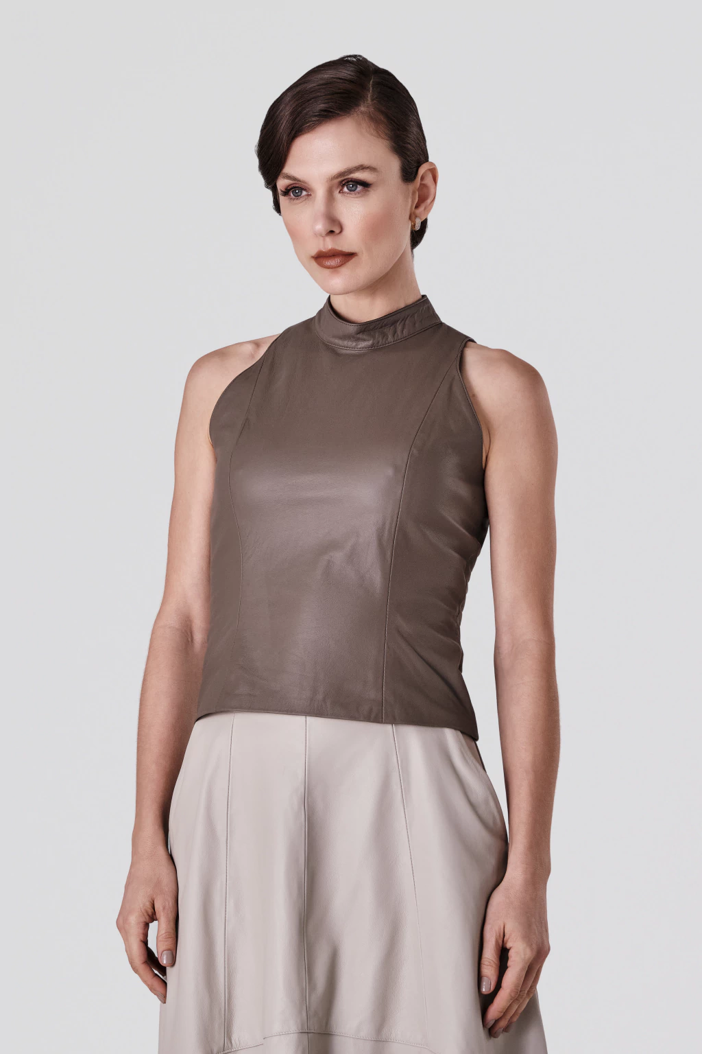 Regata com Gola Narciso 1 Regata com Gola Narciso 1