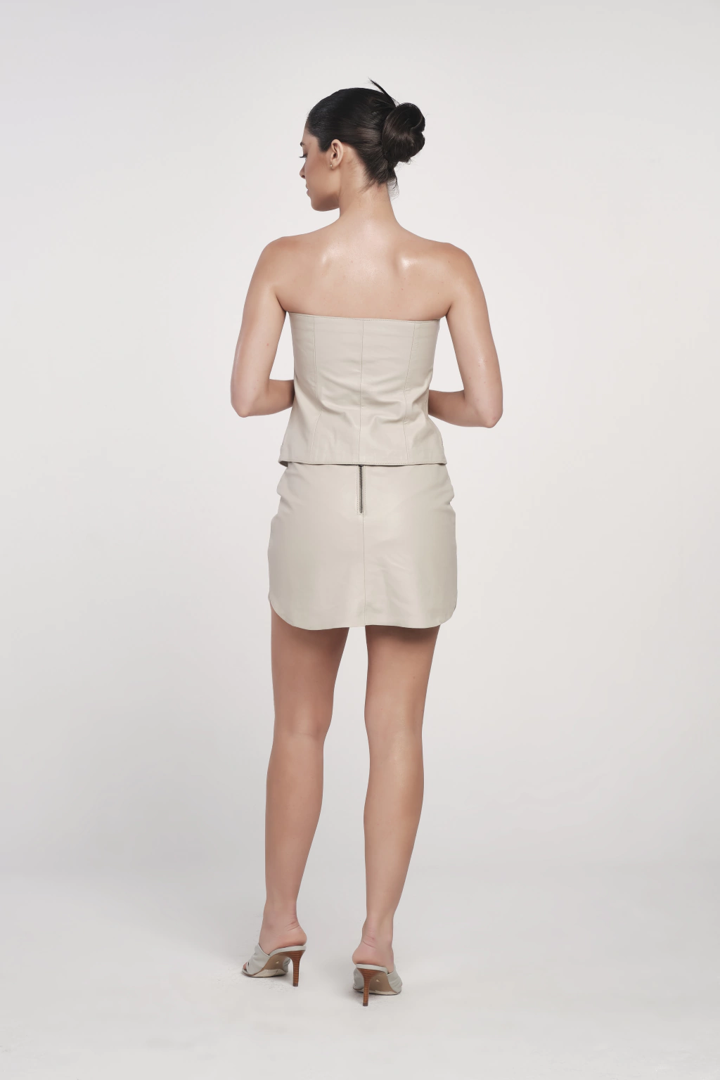 Saia com Bermuda Tunísia 3 Saia com Bermuda Tunísia 3