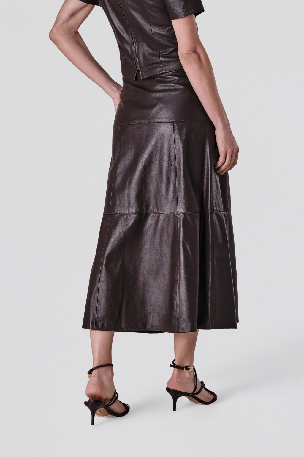 Saia com Botões Gardênia 4 Saia com Botões Gardênia 4