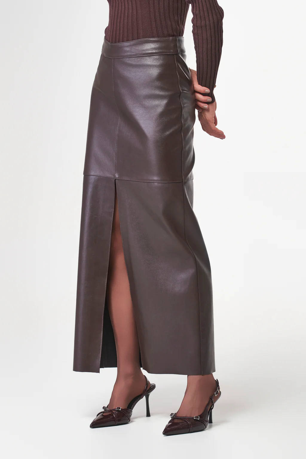 Saia Midi com Fenda na Frente Barolo 9 Saia Midi com Fenda na Frente Barolo 9