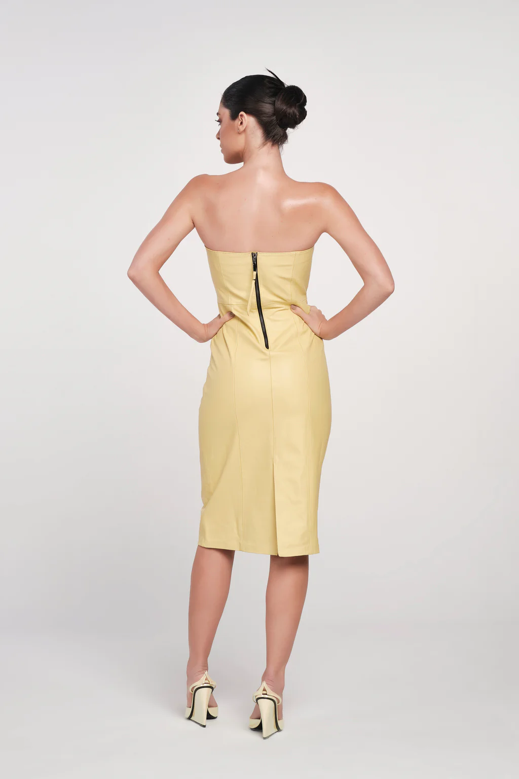 Vestido Tomara que caia Midi Helsinki 16 Vestido Tomara que caia Midi Helsinki 16